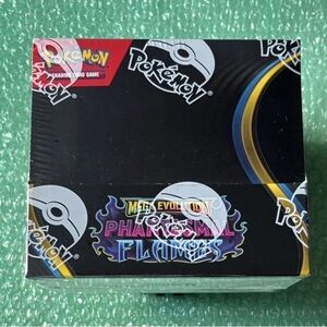 Pokemon Phantom Forces Trading Card Box - Black and Gold